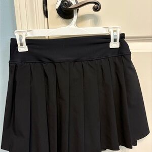 Women black active skirt